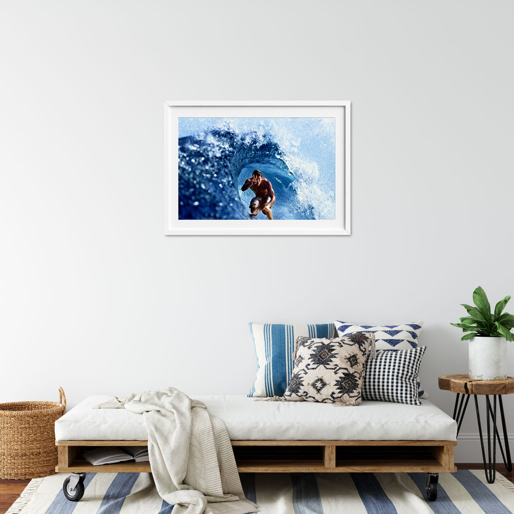 AndyX2(c)CHILDS-koreksi-lagi-interior-white-frame