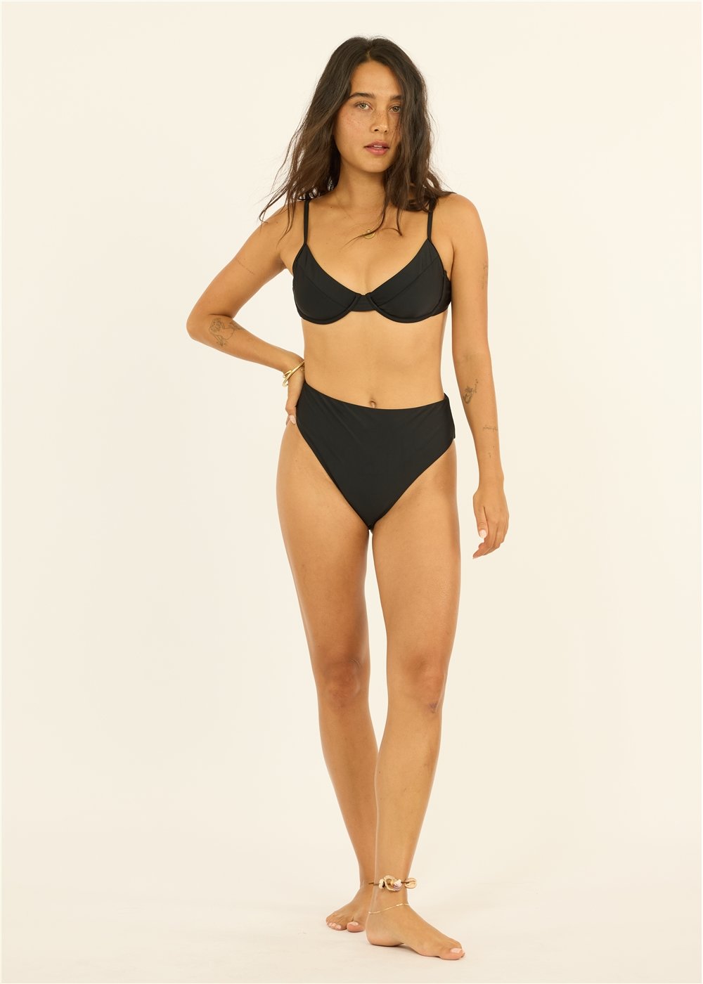 Seeker Solid Underwire Top Tops Swim