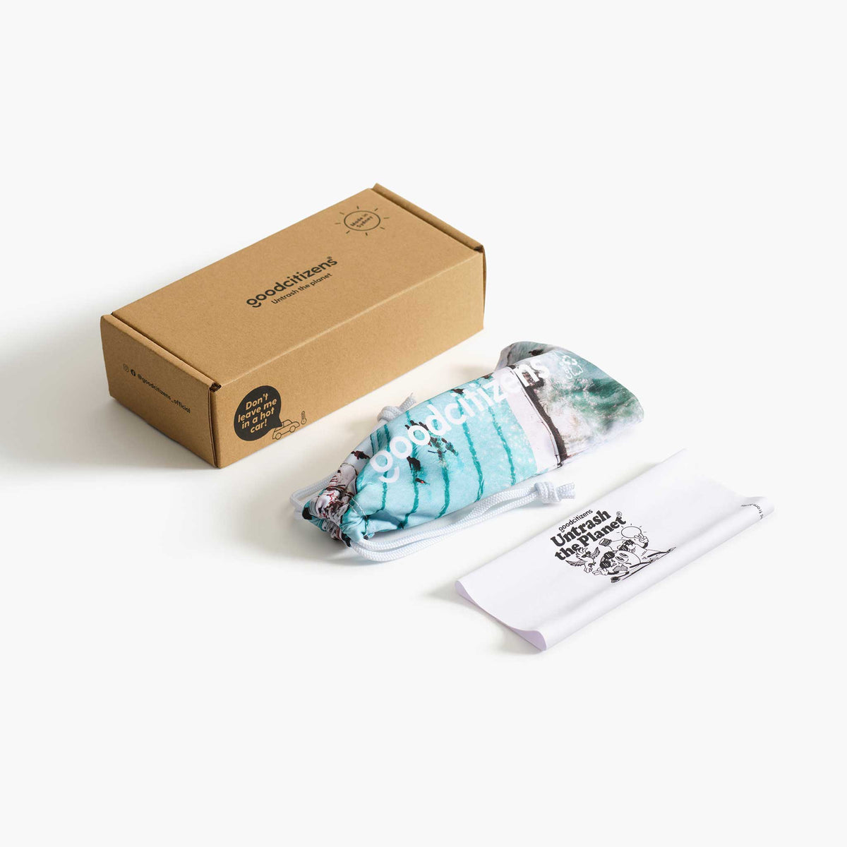 Recycled packaging: Good Citizens box, cleaning cloth, and case made from 100% eco-friendly materials