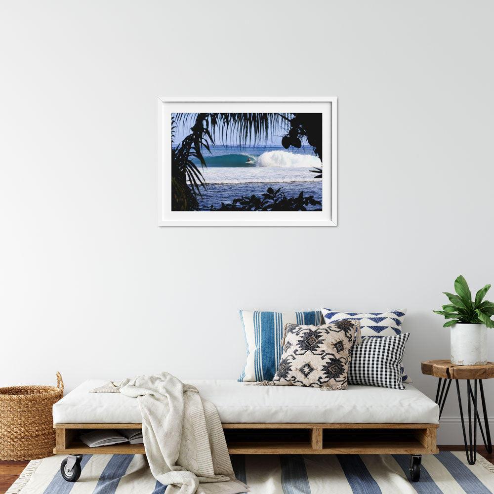 SwillyTelo-Dreaming-Interior-White