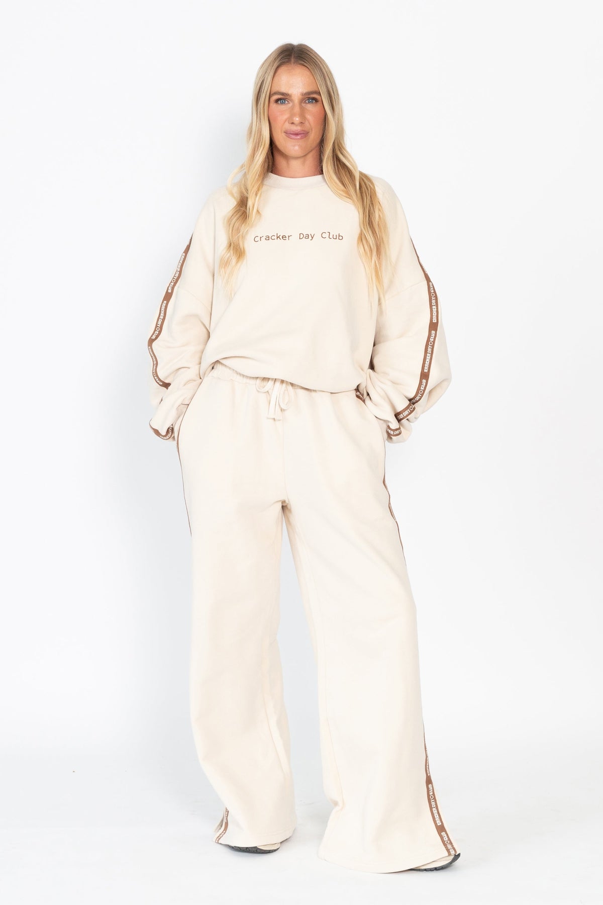 Cloud Racer Sweatpants - Latte