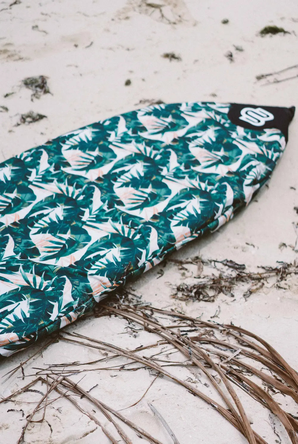 Green Leaf canvas shortboard cover, fits boards up to 21in wide