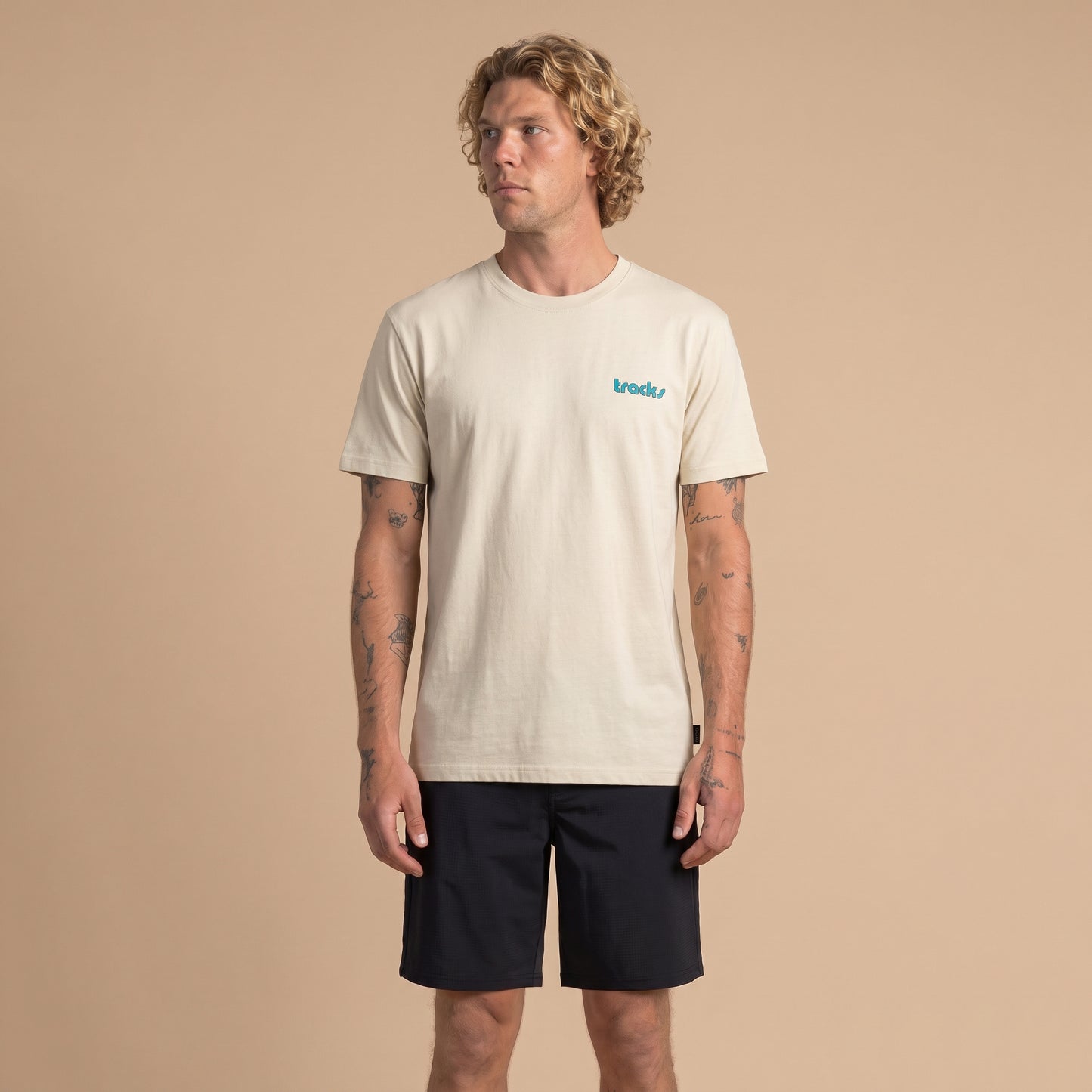 Aussie Aussie,  August 1975 Tee