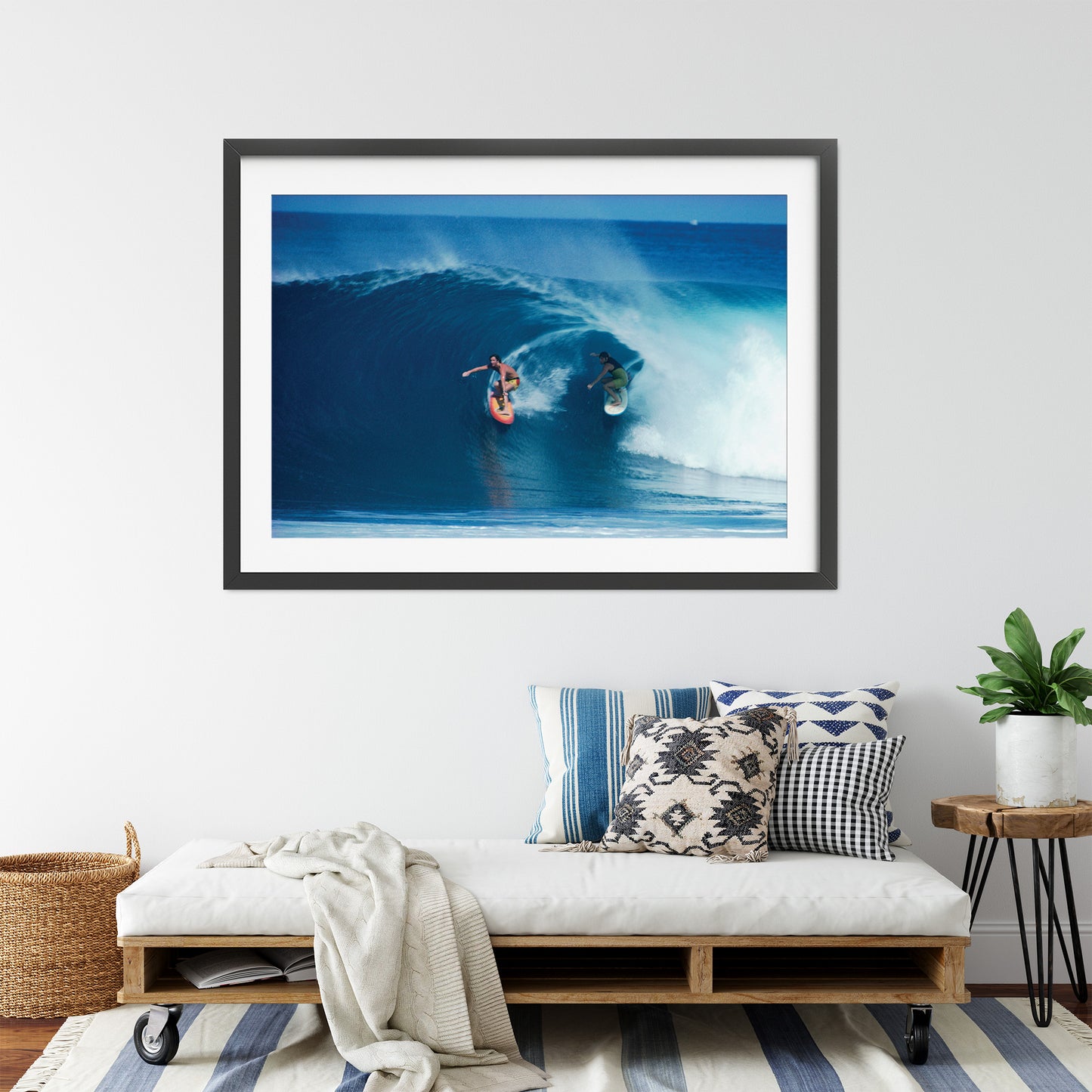 Mark Richards and Shaun Tomson Share One at Off the Wall