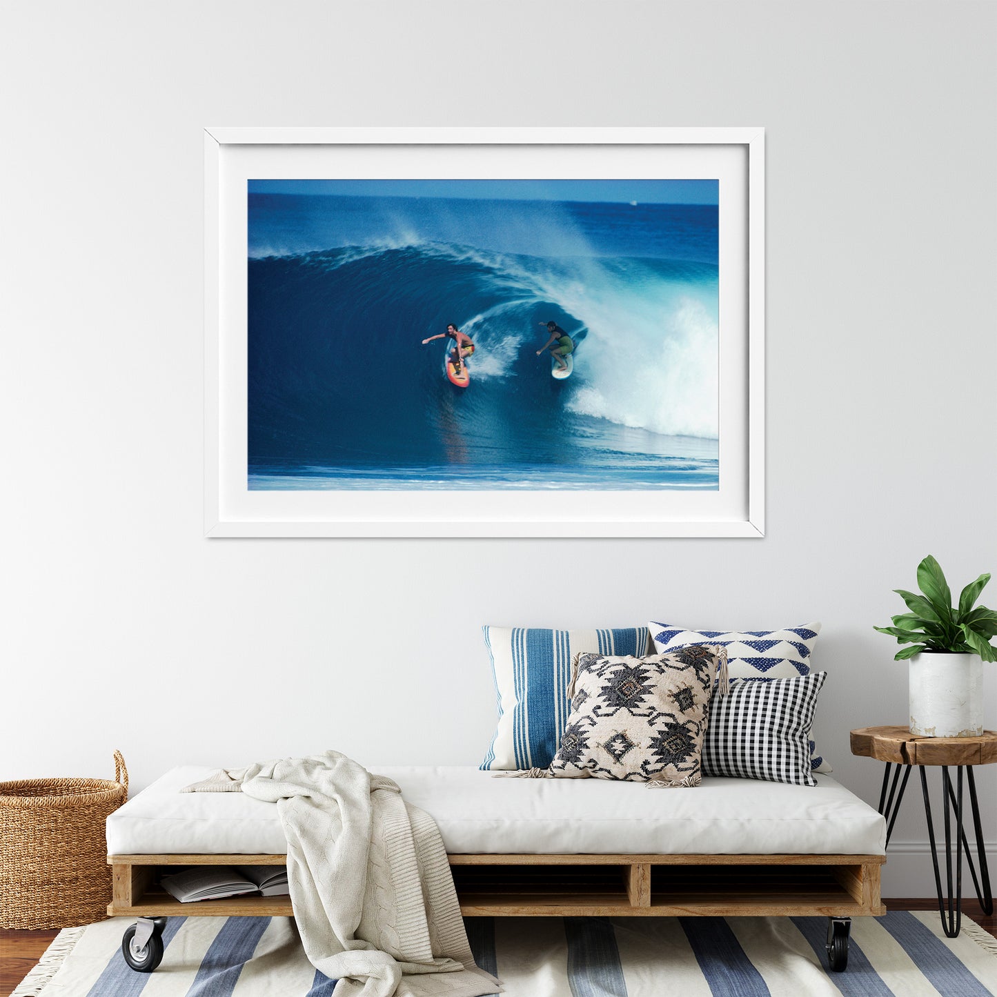 Mark Richards and Shaun Tomson Share One at Off the Wall