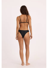 Seeker Solid Triangle Swim Top