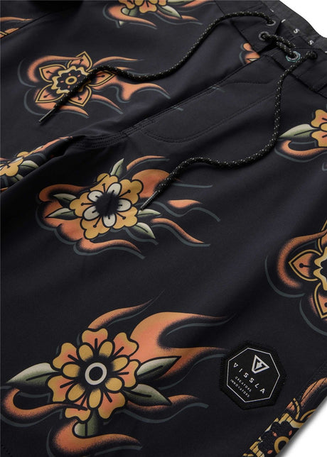 Vissla Helloha 18.5" Boardshort in Phantom, view 4