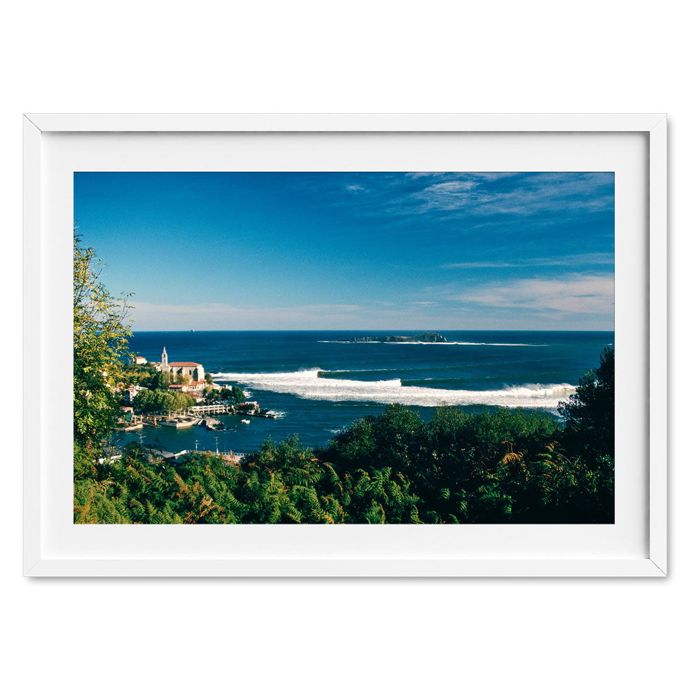 Mundaka_Line_Up_Joli_M360-white