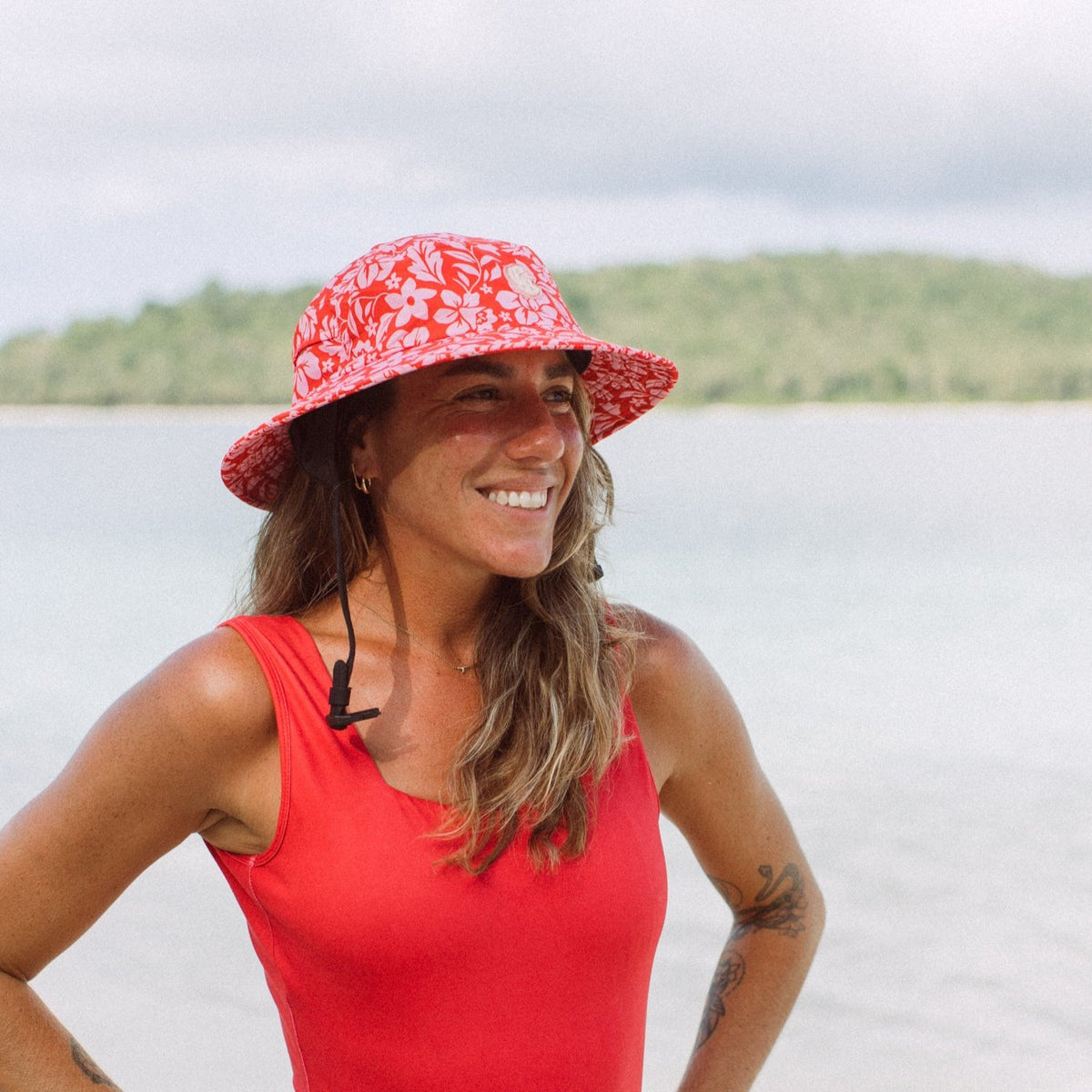 Holiday Floral Surf Hat UPF50+